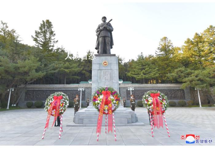 金正恩向中国志愿军烈士陵园送花圈 对志愿军的丰功伟绩和朝中友谊予以高度评价