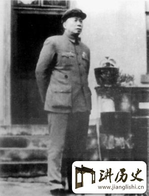 琼崖纵队的主要领导人：冯白驹领导着海南抗日斗争