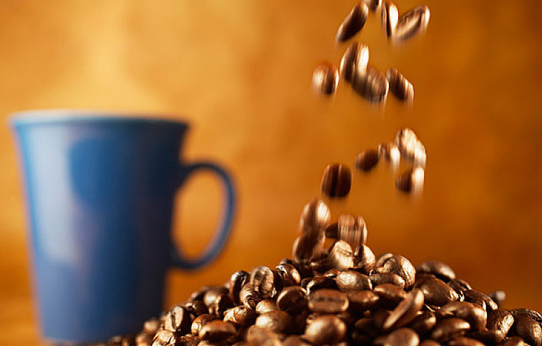 黑咖啡豆和普通咖啡豆的区别 黑咖啡豆好还是黑咖啡粉好