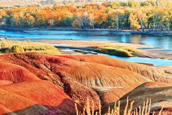 新疆秋天最美的地方 新疆秋天旅游攻略