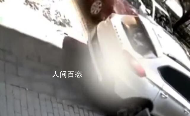 男童遭车辆碾压拖行身亡 重庆涪陵就发生了一起惨剧